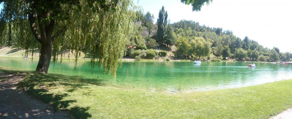 Spacieux T3 Avec Piscine Digne-les-Bains Esterno foto